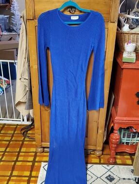 Seven Wonders Long Sleeve Royal Blue Knit Backless Dress